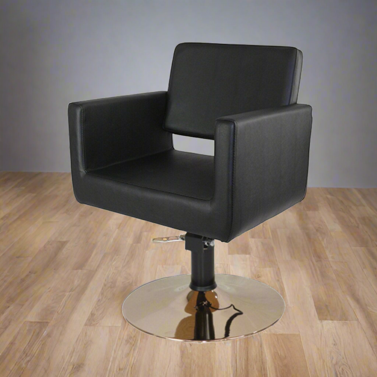 Charlie Styling Chair - Hydraulic